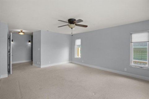 Снять в аренду виллу или дом в Сент-Питерсберг, Флорида 10 комнат, 259.57м2, № 1818805 - фото 24