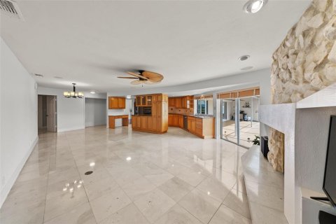 Снять в аренду виллу или дом в Сент-Питерсберг, Флорида 10 комнат, 259.57м2, № 1818805 - фото 20