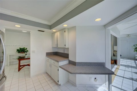 Condominio en venta en Lake Worth, Florida, 2 dormitorios, 103.49 m2 № 2021015 - foto 13