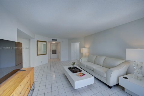 Condominio en venta en Lake Worth, Florida, 2 dormitorios, 103.49 m2 № 2021015 - foto 9