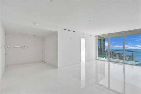 Condo in Miami, Florida, 2 bedrooms № 1993996 - photo 14