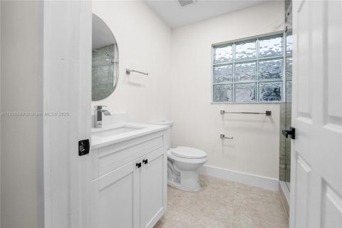 House in Pembroke Pines, Florida 3 bedrooms, 128.76 sq.m. № 1842501 - photo 14