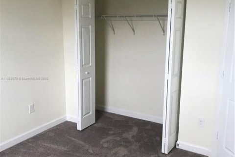 Touwnhouse à louer à Doral, Floride: 4 chambres, 166.57 m2 № 1977426 - photo 26