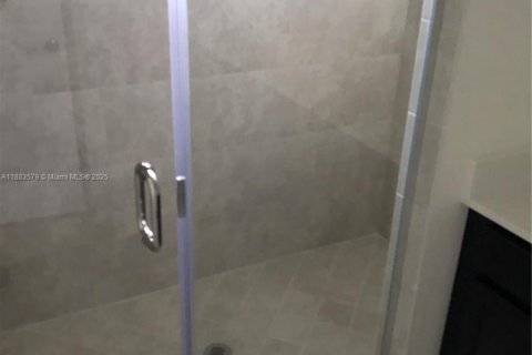 Touwnhouse à louer à Doral, Floride: 4 chambres, 166.57 m2 № 1977426 - photo 9