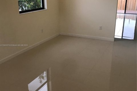 Touwnhouse à louer à Doral, Floride: 4 chambres, 166.57 m2 № 1977426 - photo 29