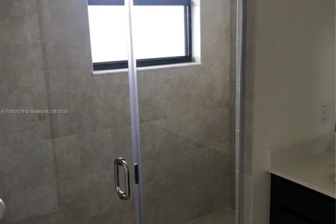 Touwnhouse à louer à Doral, Floride: 4 chambres, 166.57 m2 № 1977426 - photo 19