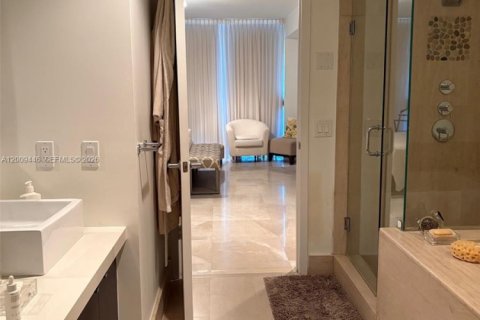 Copropriété à louer à Miami Beach, Floride: 3 chambres, 161.84 m2 № 2170999 - photo 11