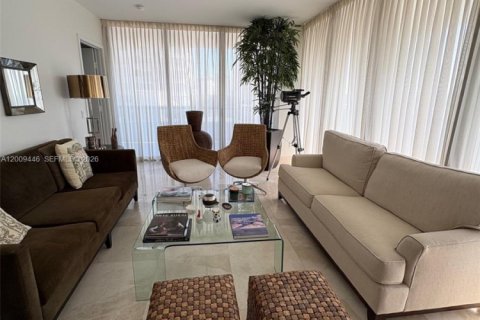 Copropriété à louer à Miami Beach, Floride: 3 chambres, 161.84 m2 № 2170999 - photo 5