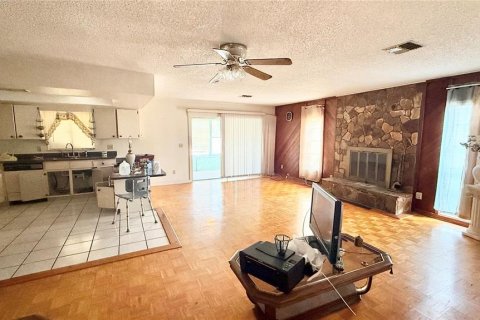 Villa ou maison à vendre à Winter Haven, Floride: 3 chambres, 155.89 m2 № 2112742 - photo 13