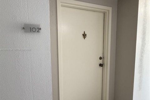 Condo in Weston, Florida, 1 bedroom  № 2068033 - photo 20