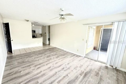 Condo in Orlando, Florida, 1 bedroom № 2224376 - photo 5