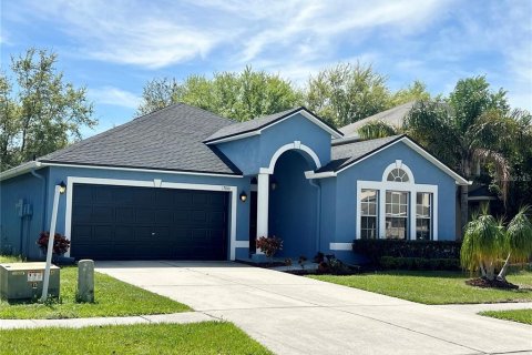 Villa ou maison à Land O' Lakes, Floride 4 chambres, 186.73 m2 № 2399321