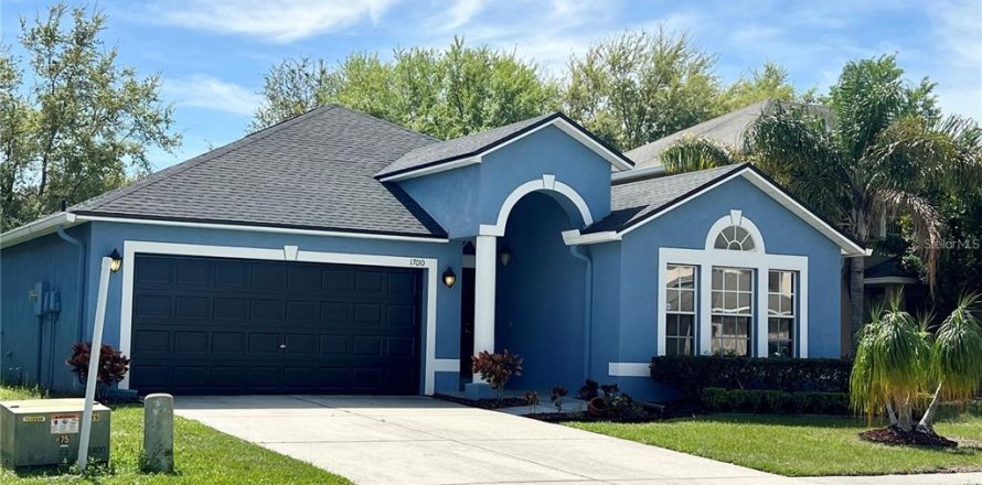 Villa ou maison à Land O' Lakes, Floride 4 chambres, 186.73 m2 № 2399321