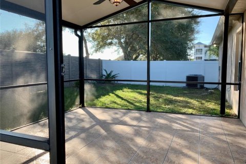 Villa ou maison à louer à Land O' Lakes, Floride: 4 chambres, 186.73 m2 № 2399321 - photo 30