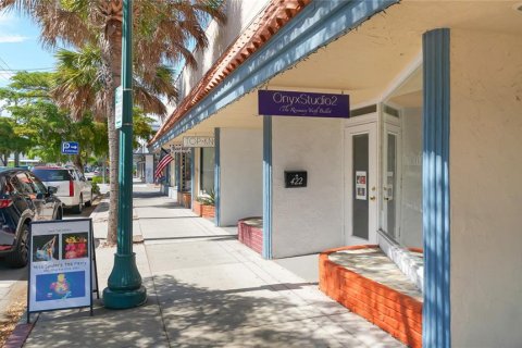 Condo in Sarasota, Florida, 2 bedrooms  № 2266673 - photo 30