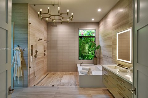 Villa ou maison à vendre à Pinecrest, Floride: 5 chambres, 715.07 m2 № 2009315 - photo 21