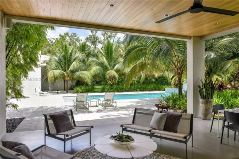 Villa ou maison à vendre à Pinecrest, Floride: 5 chambres, 715.07 m2 № 2009315 - photo 8