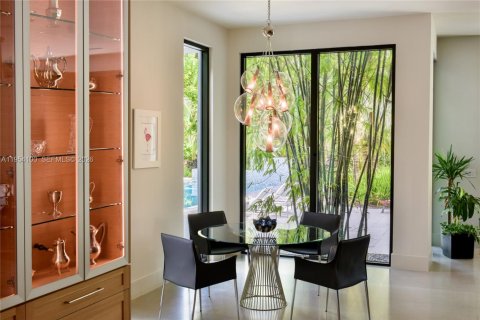 Villa ou maison à vendre à Pinecrest, Floride: 5 chambres, 715.07 m2 № 2009315 - photo 14