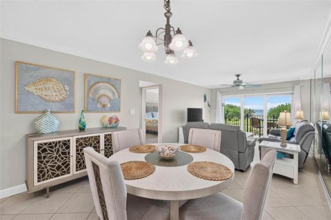 Condominio en venta en Treasure Island, Florida, 2 dormitorios, 105.91 m2 № 2405686 - foto 13
