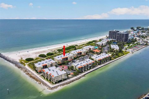Condominio en venta en Treasure Island, Florida, 2 dormitorios, 105.91 m2 № 2405686 - foto 5