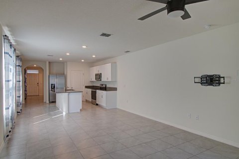 Villa ou maison à vendre à DeLand, Floride: 3 chambres, 154.78 m2 № 2432684 - photo 12