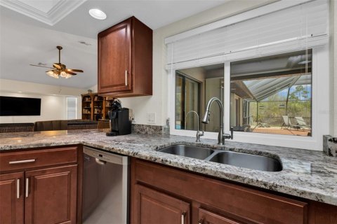 Villa ou maison à vendre à Punta Gorda, Floride: 3 chambres, 213.12 m2 № 2201680 - photo 13