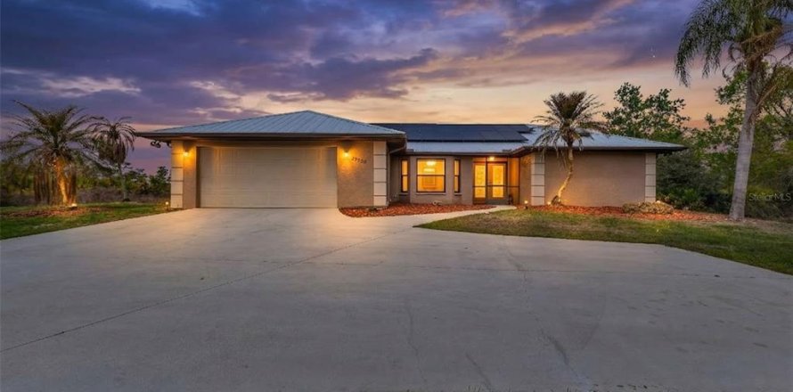Villa ou maison à Punta Gorda, Floride 3 chambres, 213.12 m2 № 2201680
