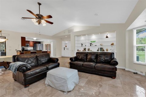 Villa ou maison à vendre à Punta Gorda, Floride: 3 chambres, 213.12 m2 № 2201680 - photo 20
