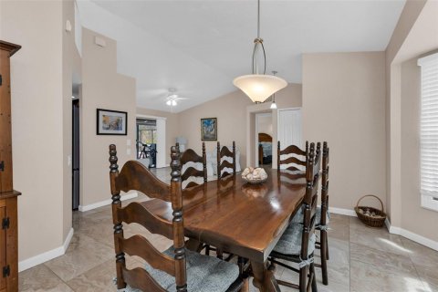 Villa ou maison à vendre à Punta Gorda, Floride: 3 chambres, 213.12 m2 № 2201680 - photo 5