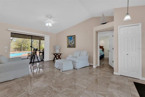 Villa ou maison à vendre à Punta Gorda, Floride: 3 chambres, 213.12 m2 № 2201680 - photo 8