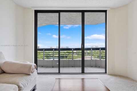 Condominio en venta en Aventura, Florida, 2 dormitorios, 109.72 m2 № 1830880 - foto 12
