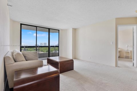 Condominio en venta en Aventura, Florida, 2 dormitorios, 109.72 m2 № 1830880 - foto 3