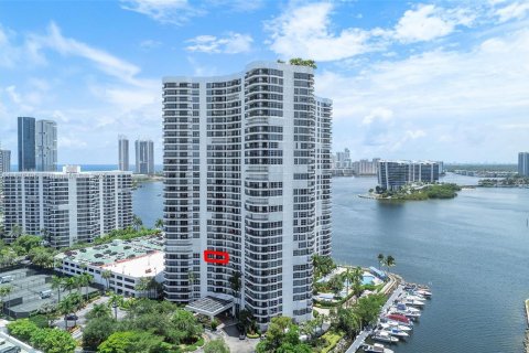 Condominio en venta en Aventura, Florida, 2 dormitorios, 109.72 m2 № 1830880 - foto 29