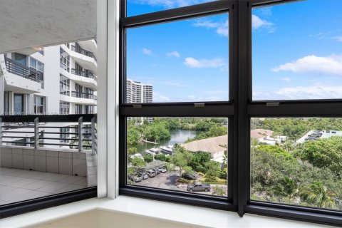 Condominio en venta en Aventura, Florida, 2 dormitorios, 109.72 m2 № 1830880 - foto 17