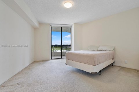 Condominio en venta en Aventura, Florida, 2 dormitorios, 109.72 m2 № 1830880 - foto 7