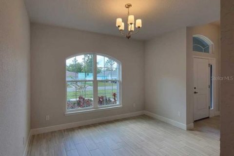 House in Ocala, Florida 4 bedrooms, 216.46 sq.m. № 2200784 - photo 9