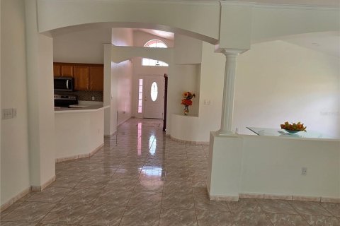 House in Kissimmee, Florida 4 bedrooms, 187.94 sq.m. № 2388110 - photo 7