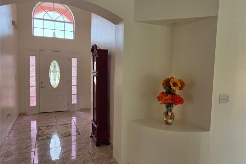 House in Kissimmee, Florida 4 bedrooms, 187.94 sq.m. № 2388110 - photo 5