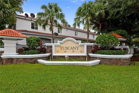 Adosado en alquiler en Miramar, Florida, 2 dormitorios, 98.1 m2 № 2010117 - foto 2