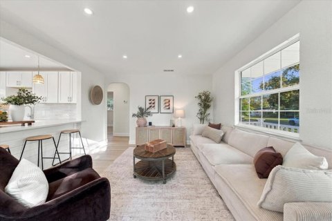 Villa ou maison à vendre à Saint Petersburg, Floride: 4 chambres, 129.6 m2 № 2425548 - photo 7