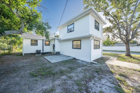 Villa ou maison à vendre à Saint Petersburg, Floride: 4 chambres, 129.6 m2 № 2425548 - photo 2
