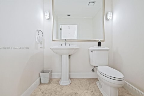 Copropriété à vendre à Miami, Floride: 2 chambres, 177.44 m2 № 1965277 - photo 27