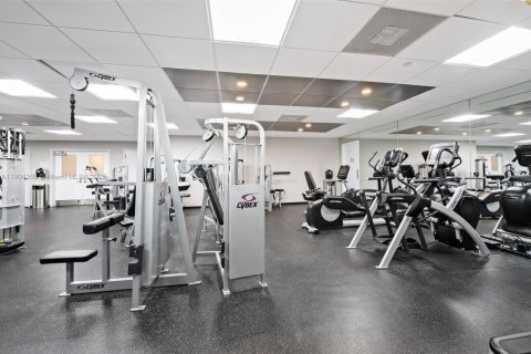 Copropriété à vendre à Miami, Floride: 2 chambres, 177.44 m2 № 1965277 - photo 29