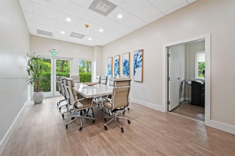 Copropriété à vendre à Miami, Floride: 2 chambres, 177.44 m2 № 1965277 - photo 30