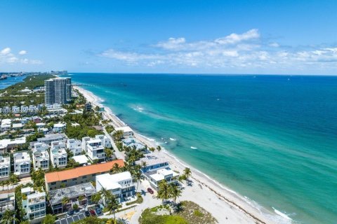 Terreno en venta en Hollywood, Florida № 1961653 - foto 12