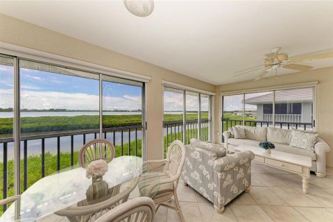 Copropriété à vendre à Bradenton, Floride: 3 chambres, 173.36 m2 № 1875818 - photo 26