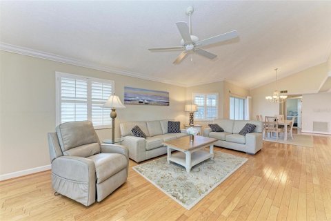 Copropriété à vendre à Bradenton, Floride: 3 chambres, 173.36 m2 № 1875818 - photo 12