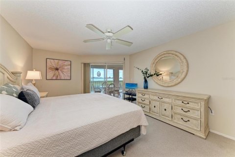 Copropriété à vendre à Bradenton, Floride: 3 chambres, 173.36 m2 № 1875818 - photo 15