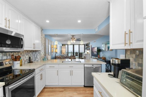 Copropriété à vendre à Jensen Beach, Floride: 2 chambres, 95.04 m2 № 2172031 - photo 4
