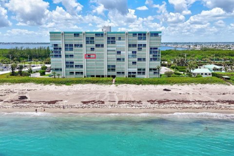 Copropriété à vendre à Jensen Beach, Floride: 2 chambres, 95.04 m2 № 2172031 - photo 23